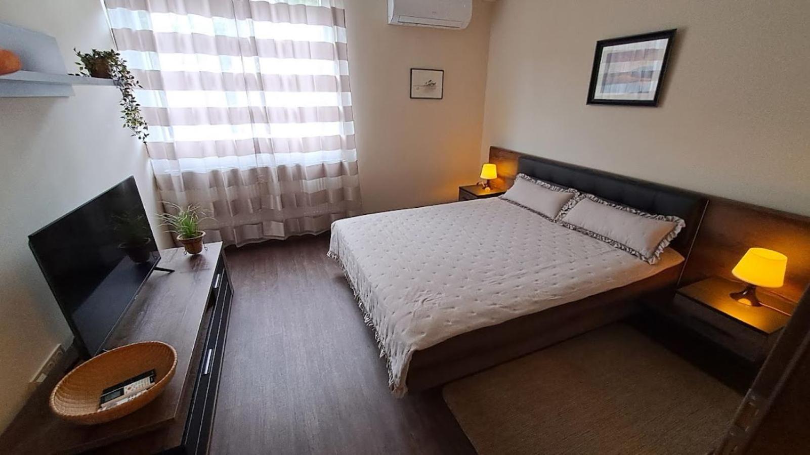 Szilfak City Apartman Hajdúszoboszló Exteriör bild